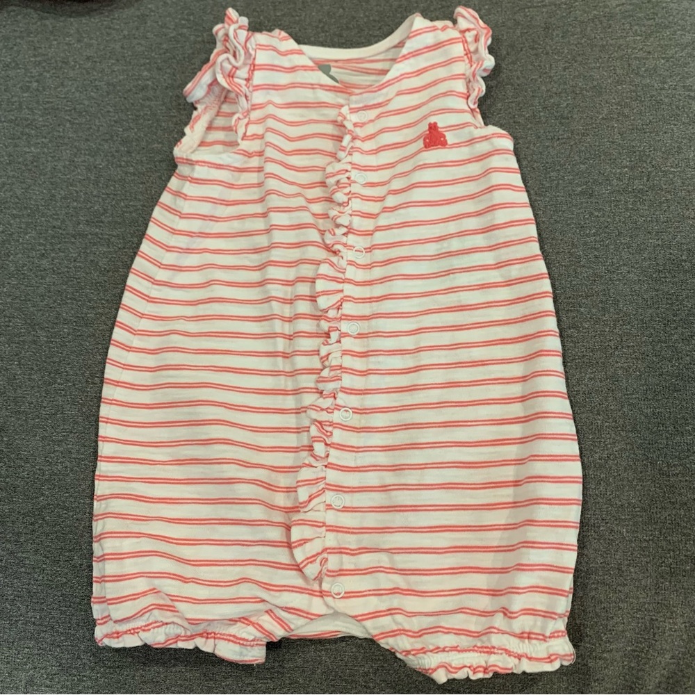☀️ 3/$15 Gap White and Pink Striped Onesie